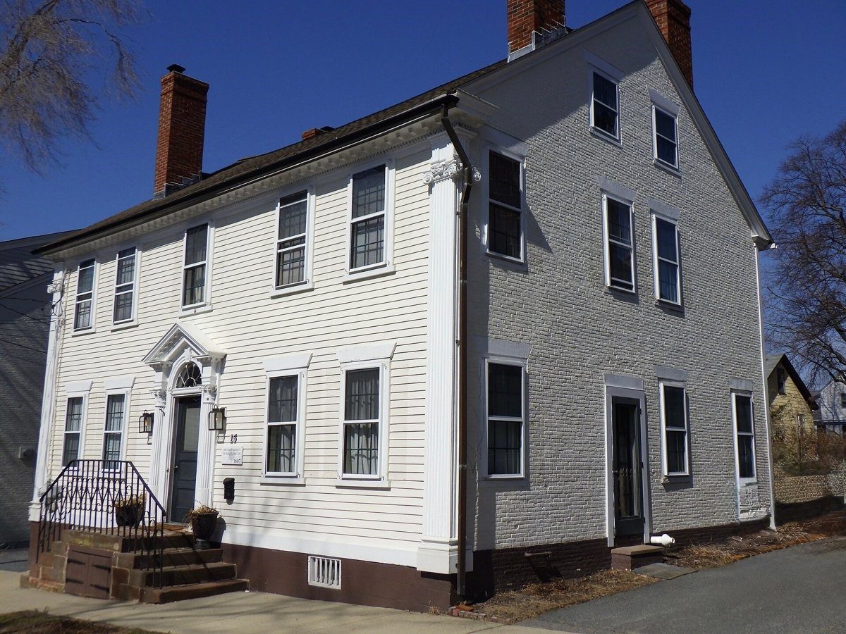 Federal-style house in Bristol, Rhode Island
